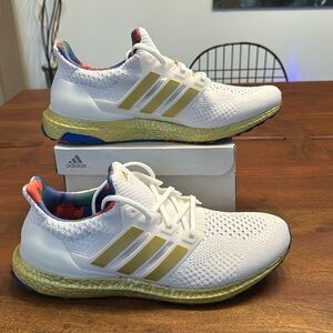 Brand New Size 12 Adidas Ultraboost 5.0 DNA in a beautiful white and gold.